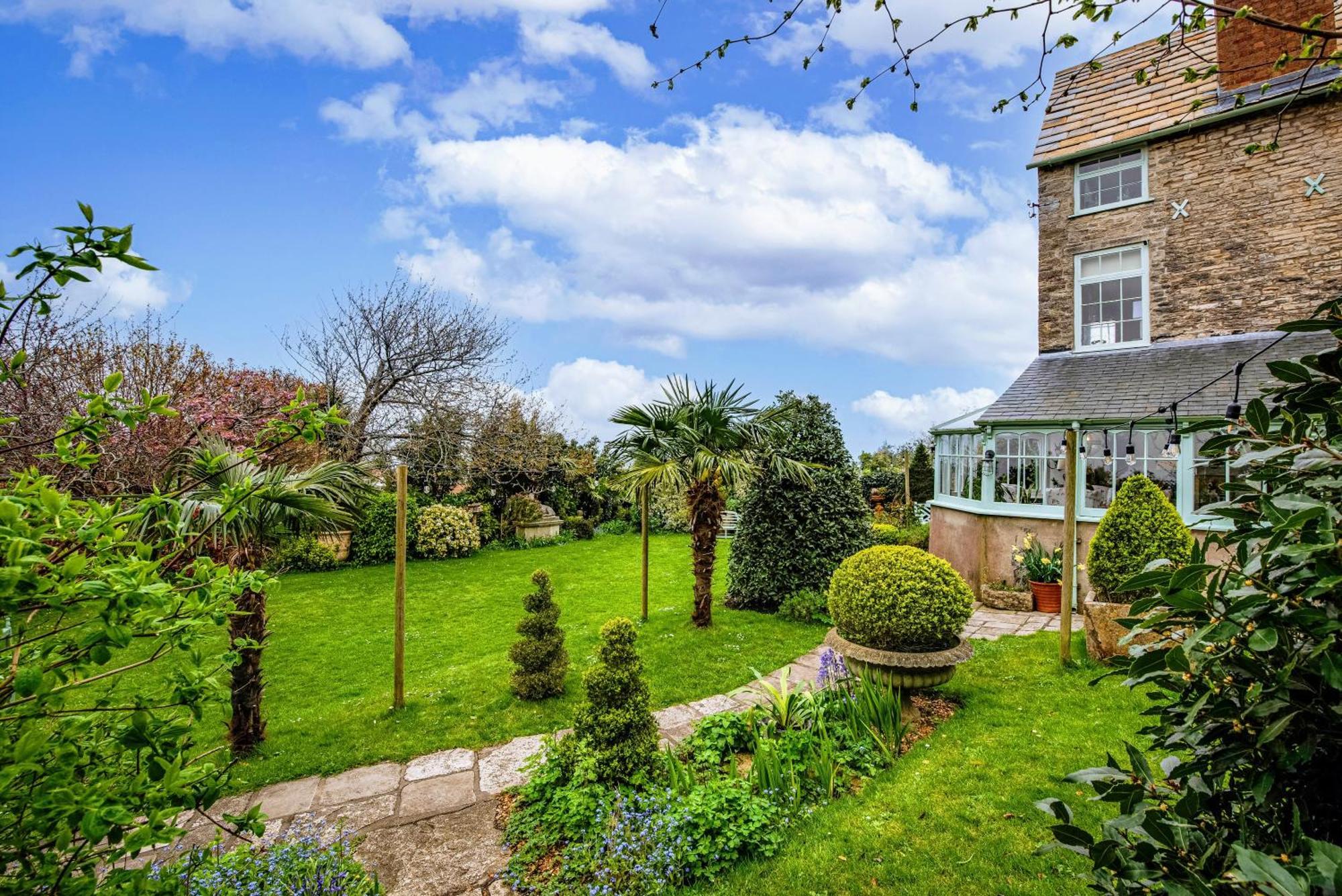 סוואנאייג' Magnificent Clarence Cottage! מראה חיצוני תמונה